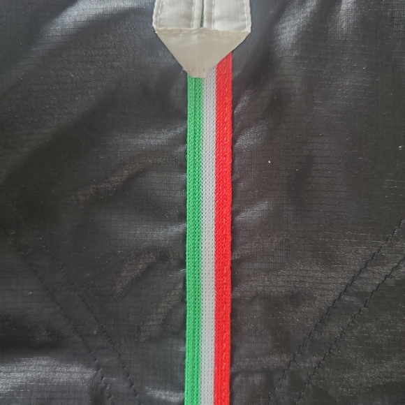 Womans puma FERRARI zip up - Picture 14 of 14